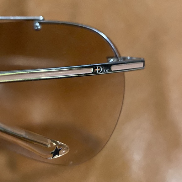 Christian Dior wrap around rimless sunglasses - Picture 4 of 7